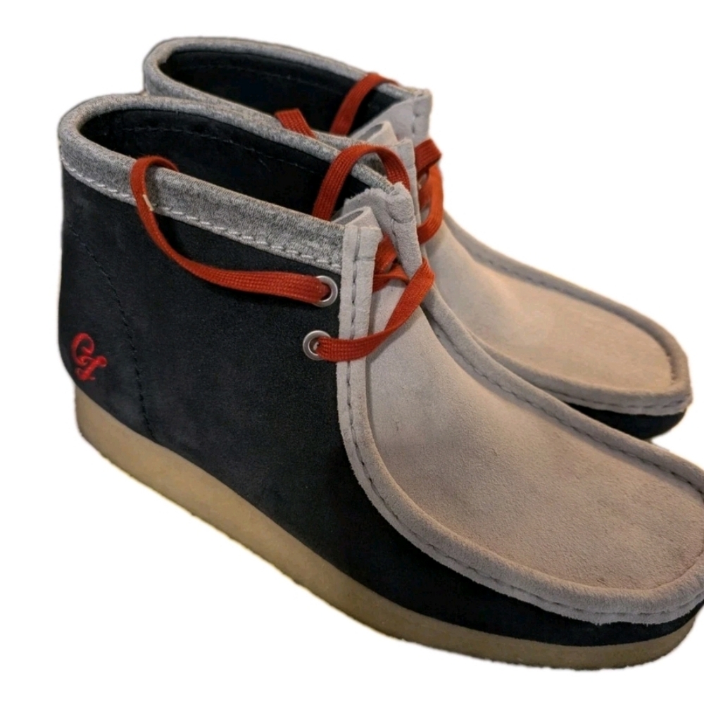 Clarks Originals Wallabee Boots Men’s 8.5 Navy Grey Suede Moc Toe Crepe Sole